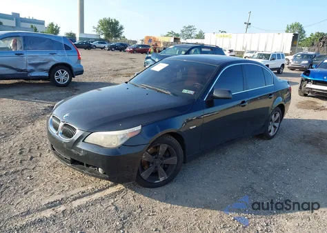 2007 BMW 530Xi from USA, damaged, VIN WBANF73567CU27998